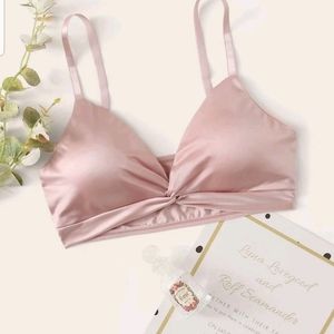 ❌SOLD❌Blush Pink Twist Front Bralette